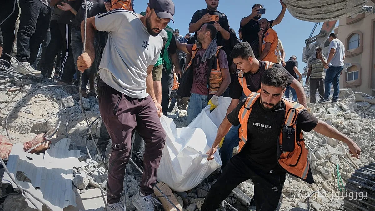 فروپاشي مبنى في غزة أودى بحياة 21 شخصًا، من بينهم 11 طفلًا
