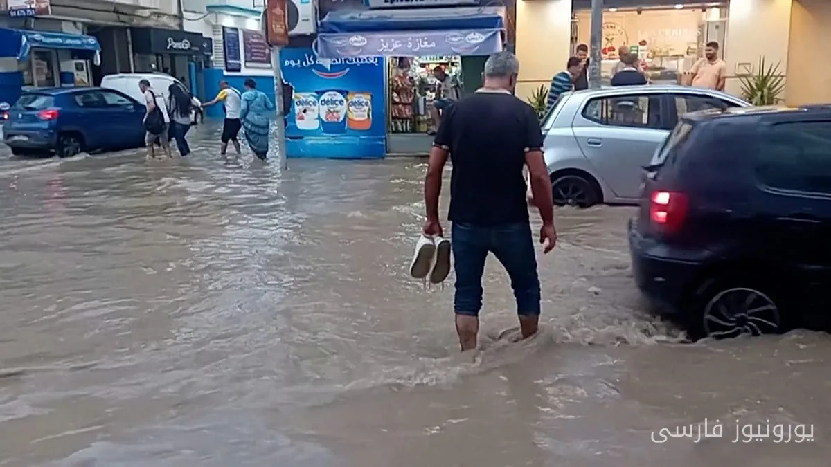 تعطیلی مدارس در تونس به دلیل بارش شدید باران و سیلاب