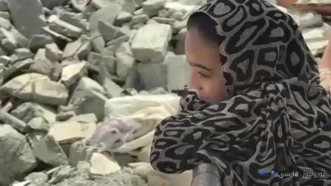 کفش‌ها، گوشواره‌ها و خاطرات سوخته؛ روایتی از سوگ بی‌پایان خانواده‌ها در ویرانه‌های مدرسه میناب