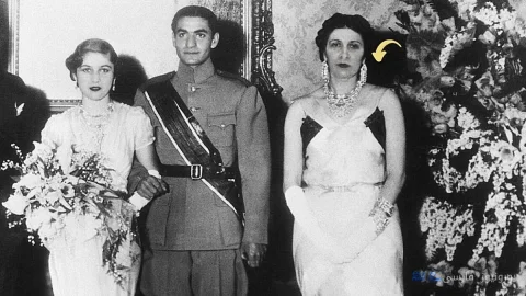 سرقت گردنبند چندمیلیون‌دلاری مادر ملکه فوزیه، همسر پیشین آخرین شاه ایران؛ پلیس اتریش در جست‌وجوی دو مظنون