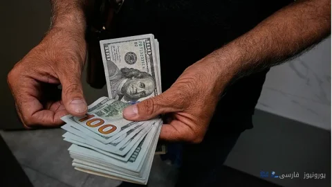 بحران اقتصادی ایران؛ دلار با عبور از ۲۱۰ هزار تومان رکورد جدیدی ثبت کرد